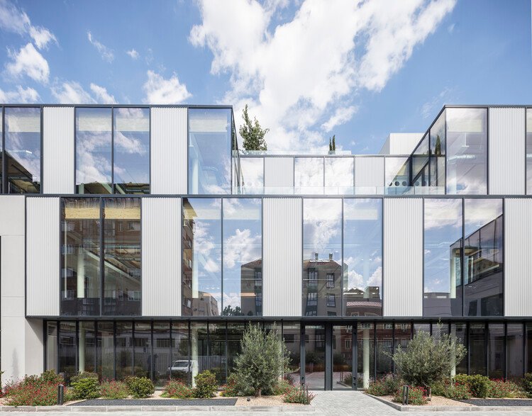 Stainless Steel Surface Sheet – Premium Quality Metal Finish